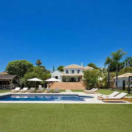 Magnificent With Mediterranean Architecture Estepona